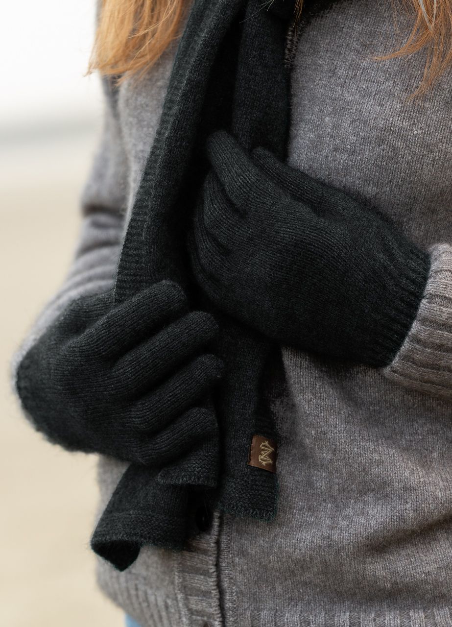 Noble Wilde - Gloves