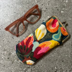 Sitting Pretty Glasses Case