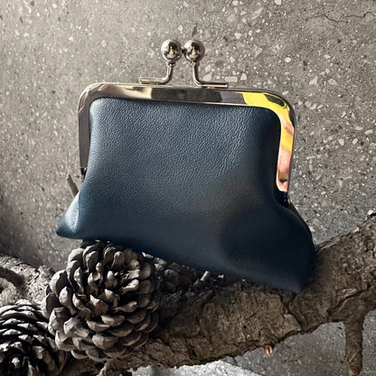 Sitting Pretty Itty Bitty Kisslock Coin Purse