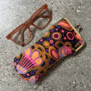 Sitting Pretty Glasses Case