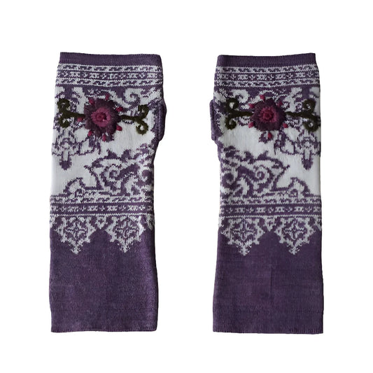 Little Alpaca Embroidered Mitts